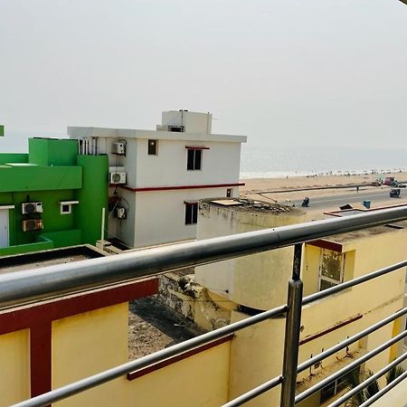 Hotel Lovely Star Inn ! Puri Ngoại thất bức ảnh
