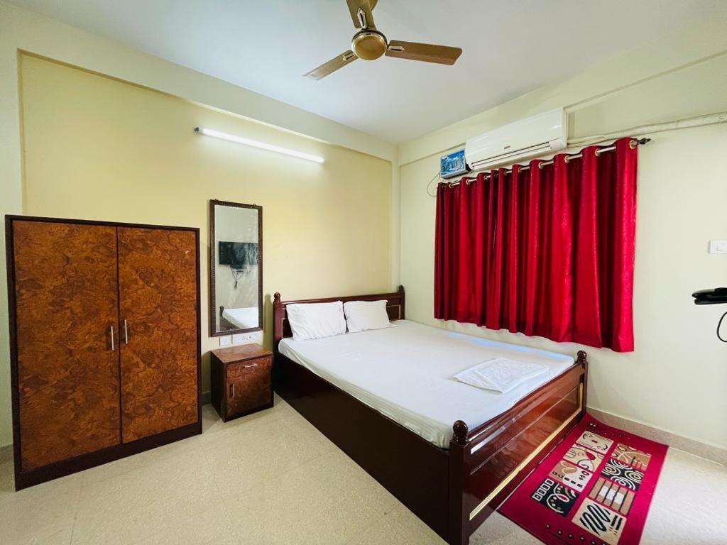 Hotel Lovely Star Inn ! Puri Ngoại thất bức ảnh